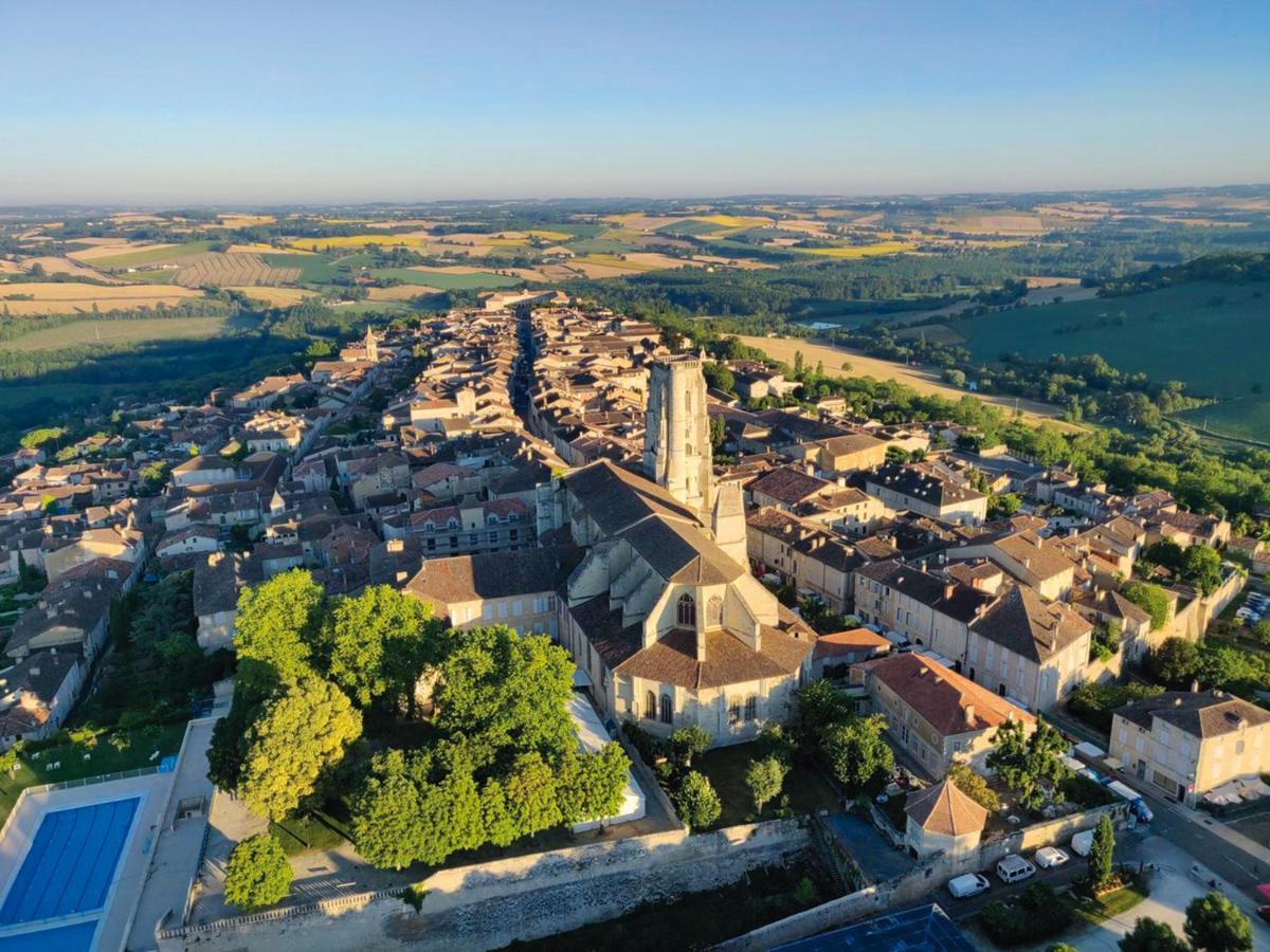 Gite Des Remparts A Lectoure Exterior foto