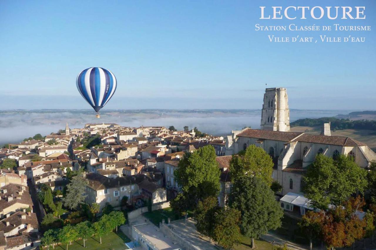 Gite Des Remparts A Lectoure Exterior foto