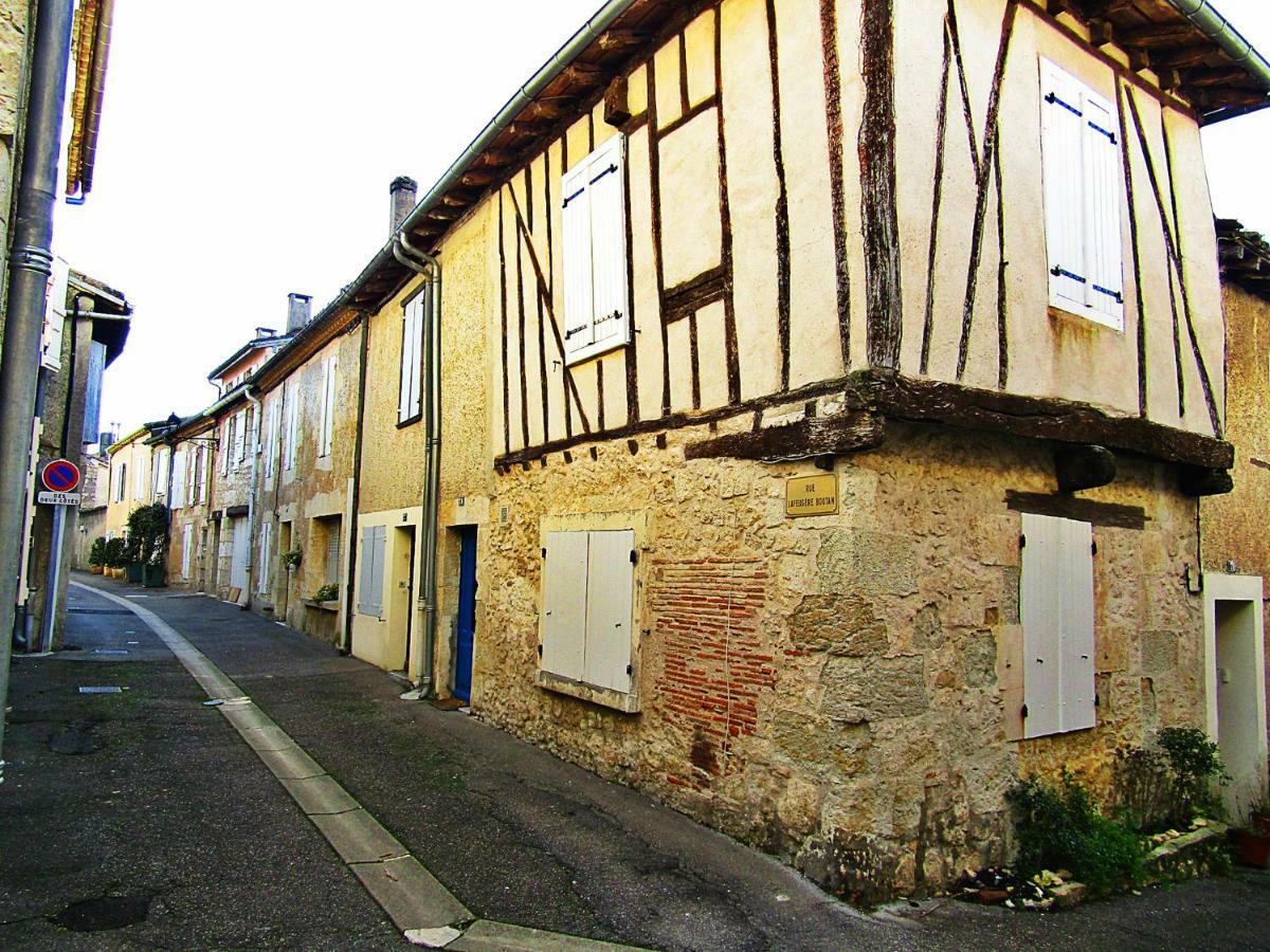Gite Des Remparts A Lectoure Exterior foto